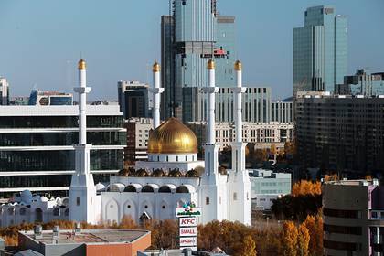 Два крупнейших города Казахстана закроют на карантин - lenta.ru - Казахстан - Нур-Султан - Алма-Ата