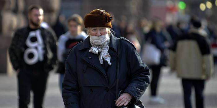 Пожилым россиянам дали рекомендации по защите от коронавируса - ruposters.ru