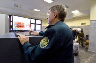 Петербург и Петрозаводск отменили автобусы в Прибалтику и Финляндию - rg.ru - Санкт-Петербург - Финляндия - Эстония - Петрозаводск - Евросоюз - Латвия - округ Сзфо