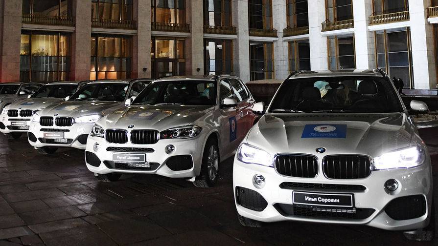 BMW временно закрывает заводы из-за коронавируса - gazeta.ru - Юар