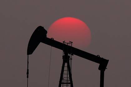 Американская нефть упала до минимума за почти 20 лет - lenta.ru - Лондон - state Texas