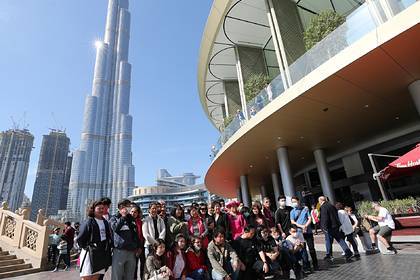 ОАЭ временно закроют границу для россиян - lenta.ru - Россия - Эмираты