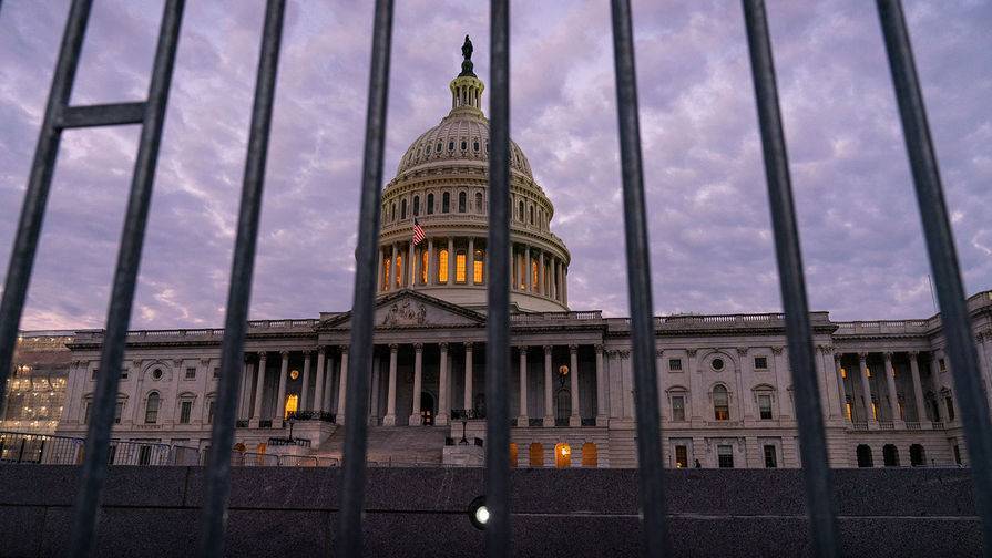 Два американских конгрессмена заразились коронавирусом - gazeta.ru - Сша - штат Флорида - штат Юта