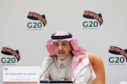 Мухаммед Аль-Джадаан - Саудовская Аравия начала страдать от падения цен на нефть - lenta.ru - Саудовская Аравия
