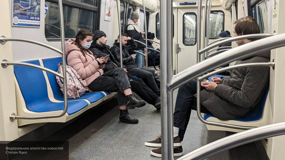 Александр Шапарь - Эпидемиолог Шапарь назвал правила поведения в метро при коронавирусе - politexpert.net - Россия