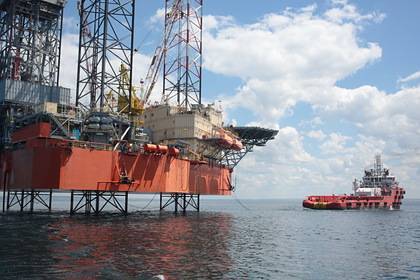 Дональд Трамп - США пообещали вступить в нефтяную войну с Россией - lenta.ru - Россия - Сша - Саудовская Аравия - Вашингтон