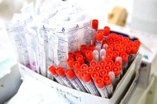 Роспотребнадзор начал испытание вакцины против коронавируса COVID-19 - rg.ru - Россия