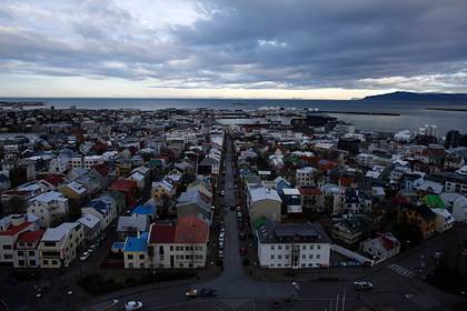 В самой безопасной стране мира умер первый заразившийся коронавирусом человек - lenta.ru - Австралия - Исландия