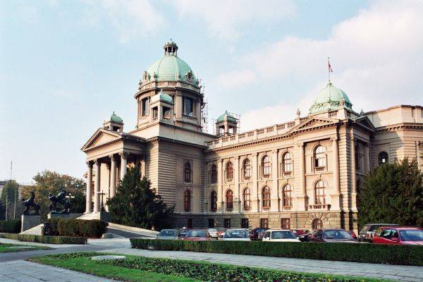 Карантин не указ: оппозиция в Сербии требует срочного заседания парламента - eadaily.com - Сербия