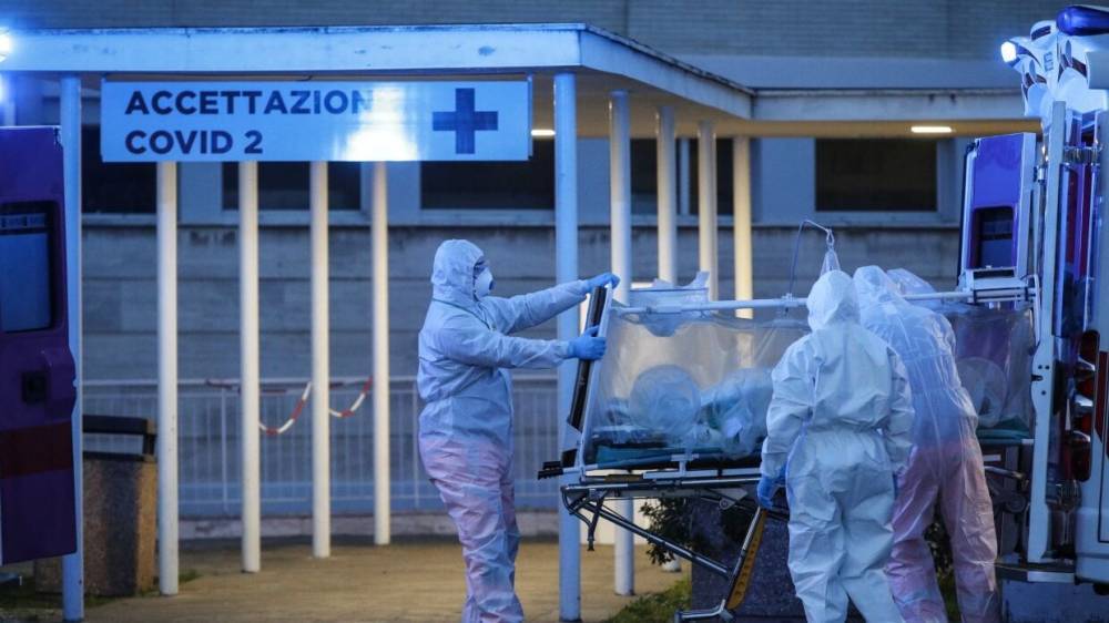Анджело Борелли - Италия опередила Китай по числу жертв коронавируса - riafan.ru - Италия - Китай - Рим