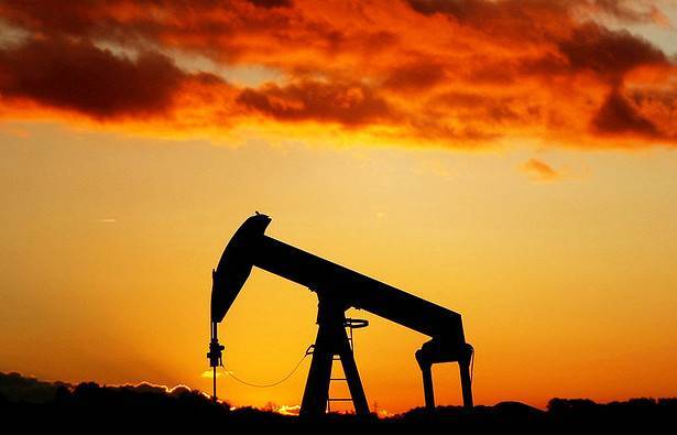 «Буря в пустыне»: нефти предрекли обвал до $5 - newtvnews.ru - Россия - Саудовская Аравия