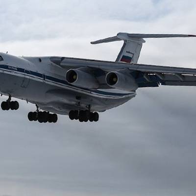 Третий российский военный самолет с медиками и оборудованием вылетел сегодня в Италию - radiomayak.ru - Россия - Италия
