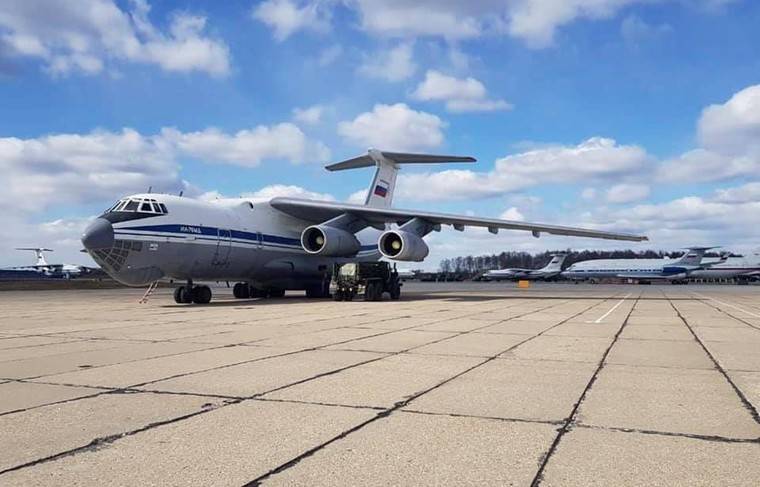 Первый самолёт Ил-76 российских ВКС с вирусологами приземлился в Италии - news.ru - Россия - Италия - Посольство