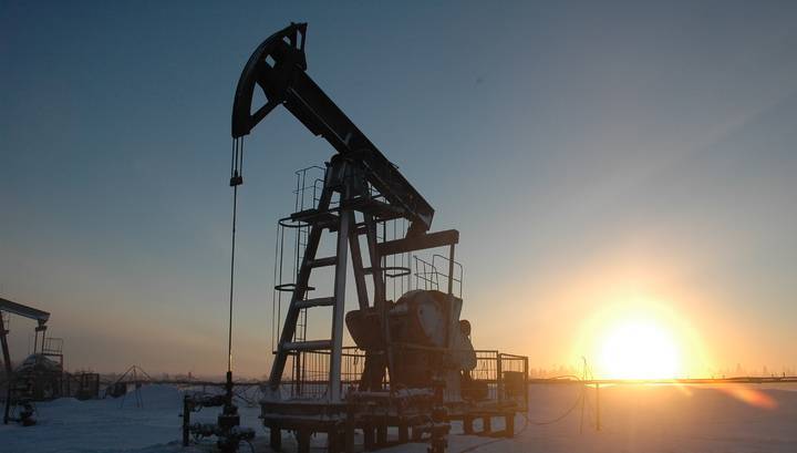 Цена на нефть продолжила падение - vesti.ru - Лондон