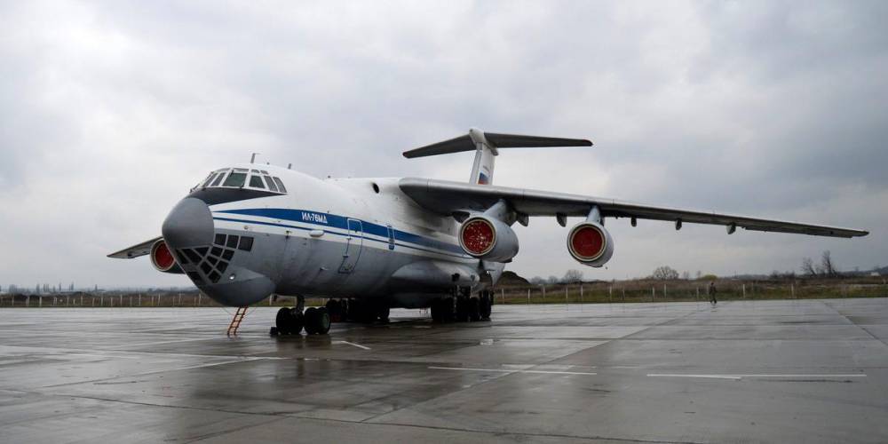 В Италию прибыли первые самолеты ВКС России для помощи в борьбе с Covid-19 - ruposters.ru - Россия - Италия - Рим