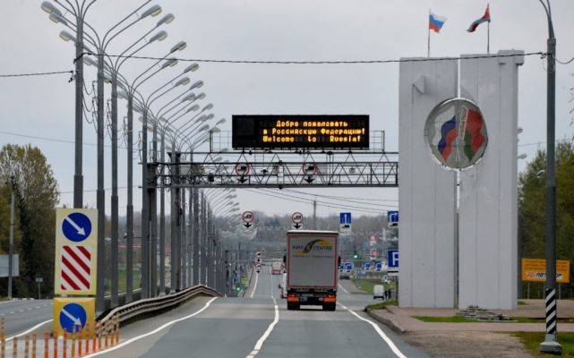 Россия отменила ограничения на въезд для белорусов - eadaily.com - Россия - Снг