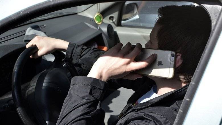 Александр Быков - Камеры будут выявлять водителей, говорящих за рулем по телефону - newizv.ru - Россия - Москва