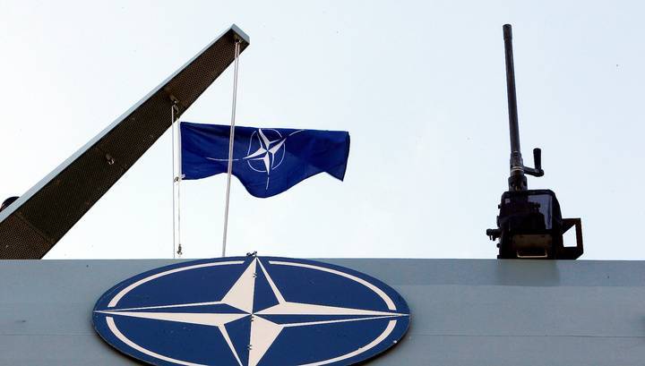 Александр Грушко - Российские дипломаты призвали НАТО отказаться от учений во время Дня Победы - vesti.ru - Россия