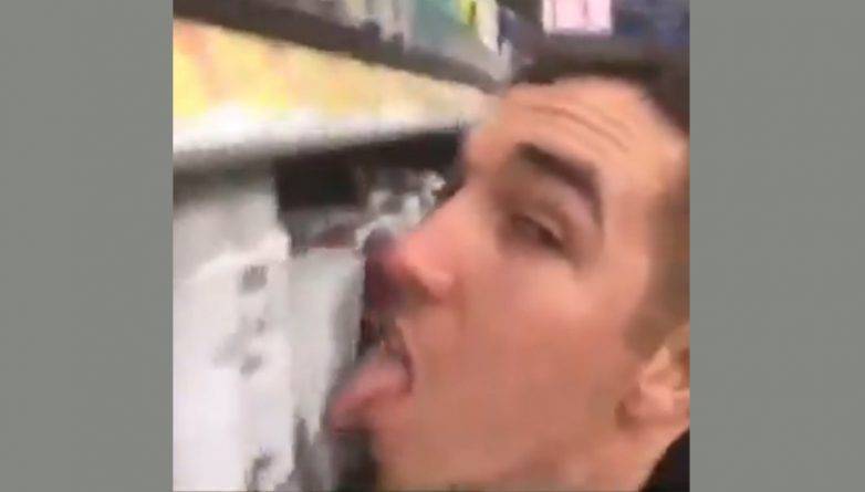 На вирусном видео мужчина облизал товары в магазине со словами: «Кто боится коронавируса?» - usa.one - штат Миссури