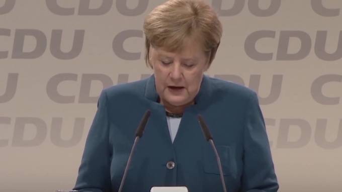 Ангела Меркель - Первый тест канцлера Ангелы Меркель на коронавирус дал отрицательный результат - piter.tv - Германия - Берлин
