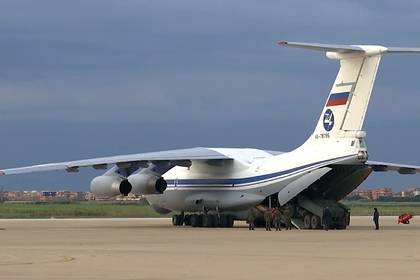 Последний российский военный самолет приземлился в Италии - lenta.ru - Россия - Италия