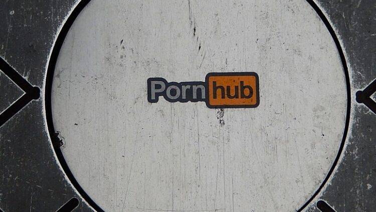 PornHub сделал премиум-подписку бесплатной на месяц из-за коронавируса - inforeactor.ru