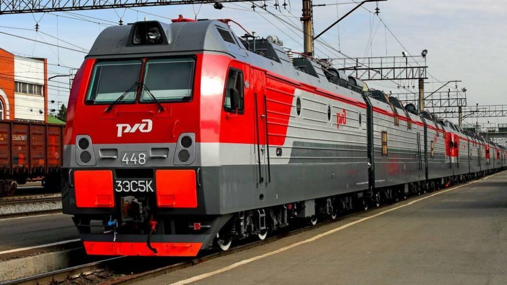 Машинист поезда сделал объявление о коронавирусе под звуки похоронного марша - vestirossii.com - Санкт-Петербург - Москва