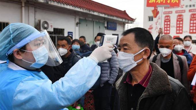 В Китае зафиксировали первую смерть от нового вируса - piter.tv - Китай