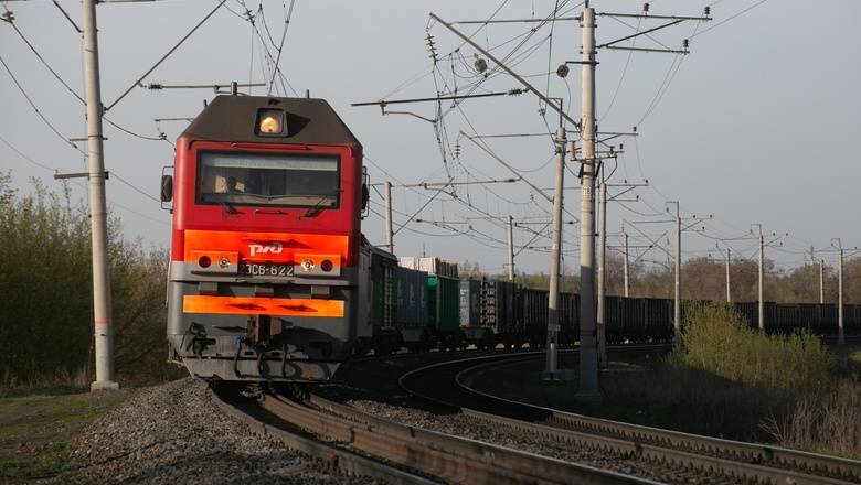 В России начали сокращать железнодорожное сообщение - newizv.ru - Россия