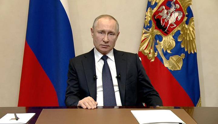 Владимир Путин - Путин объявил о переносе срока голосования по Конституции - vesti.ru - Россия - Санкт-Петербург