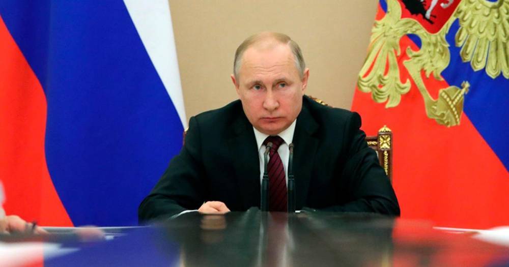 Владимир Путин - Путин предложил предусмотреть каникулы по кредитам из-за коронавируса - ren.tv - Россия