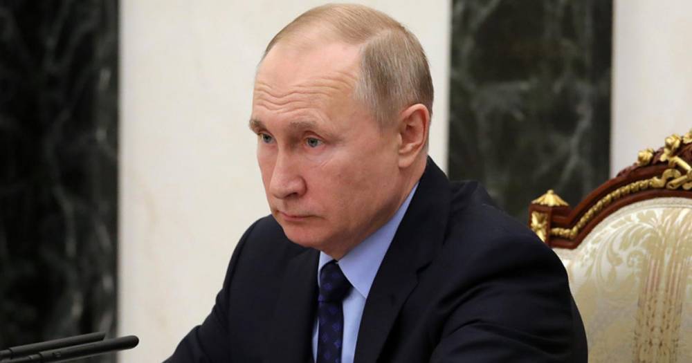 Владимир Путин - Путин предложил увеличить пособия по безработице до 12 тыс. рублей - ren.tv - Россия