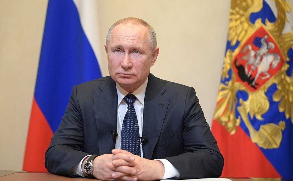 Владимир Путин - Президент России: пособия и льготы должны продлеваться автоматически в течение шести месяцев - gazeta.a42.ru - Россия
