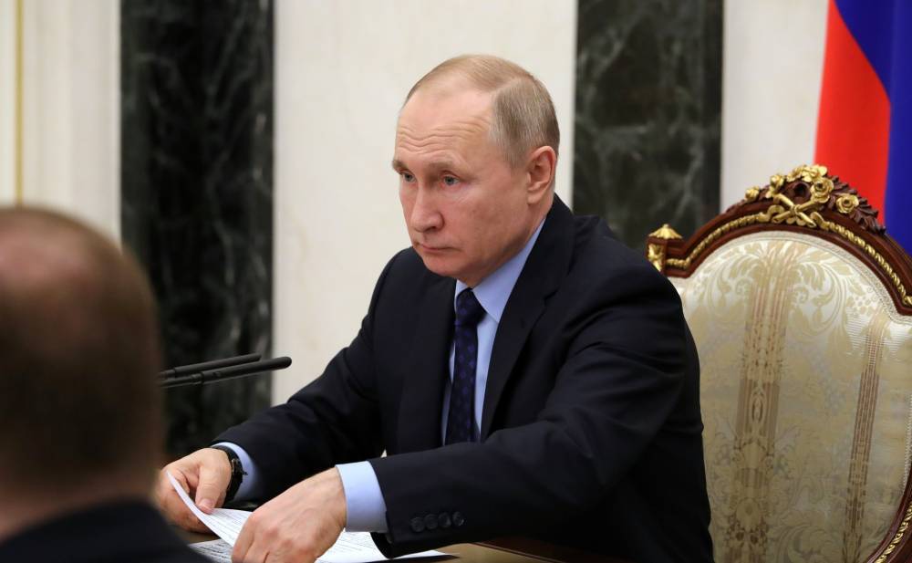 Владимир Путин - Налог на выплаты доходов, уходящих из России за рубеж, нужно увеличить на 13% — заявил Путин - gazeta.a42.ru - Россия