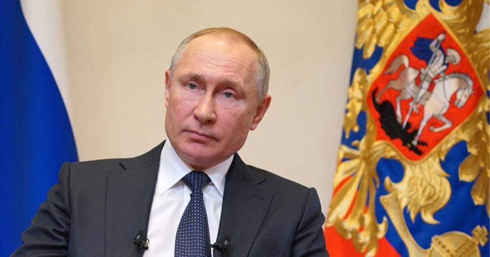 Владимир Путин - Путин подписал указ о переносе даты голосования по Конституции - ren.tv - Россия