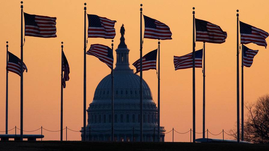 Эксперты оценили план США против экономического кризиса - gazeta.ru - Сша