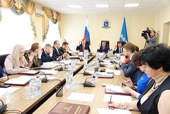 Депутаты ЯНАО приняли закон о поддержке предпринимателей в период пандемии коронавируса - znak.com - округ Янао