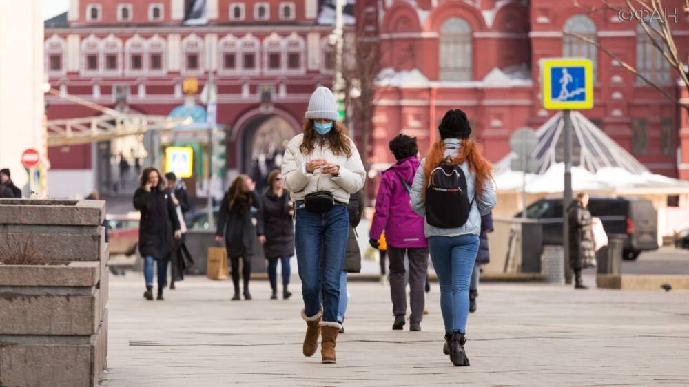 Более 60% россиян отказались от отпуска на ближайшее время из-за коронавируса - vestirossii.com - Россия - Москва