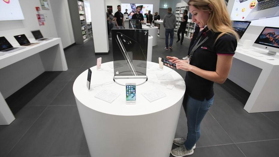 СМИ узнали о планах Apple перенести выпуск первых iPhone 5G - dp.ru - Сша