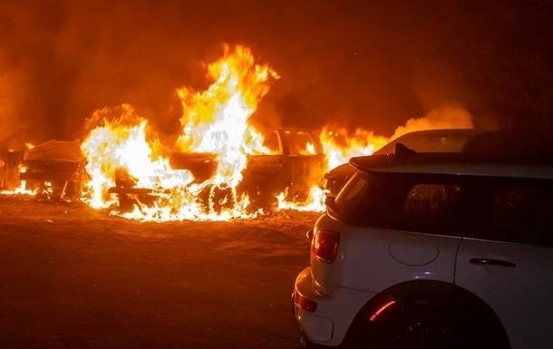 В Одессе сожгли автомобили компании Киевхлеб - korrespondent.net - Одесса