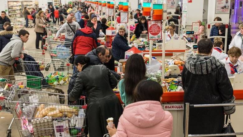 Россияне запаслись продуктами на четыре месяца - newizv.ru - Россия