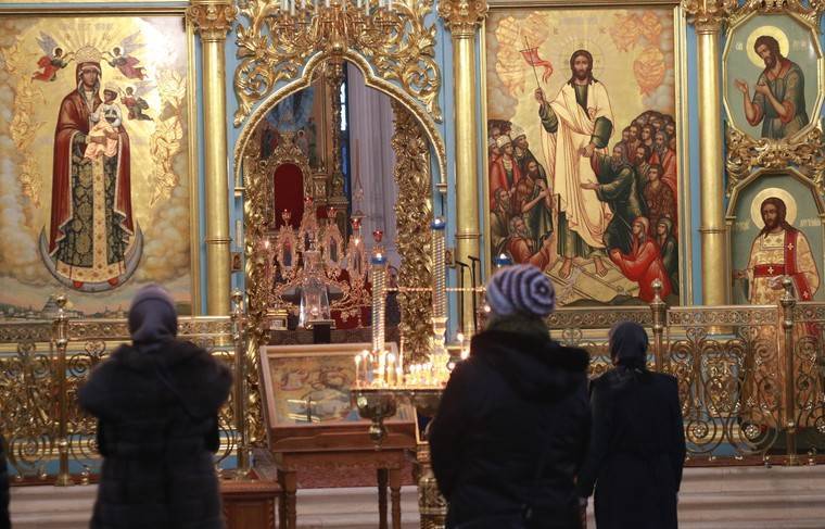 РПЦ не будет менять порядок богослужений в Москве из-за коронавируса - news.ru - Москва