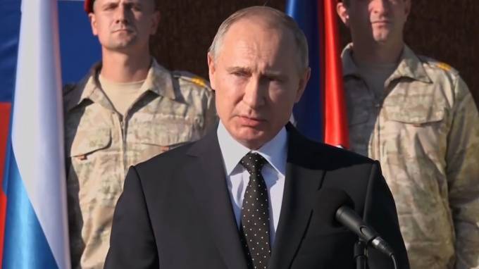 Владимир Путин - Дмитрий Смирнов - Путин назвал две беды России в нынешних условиях - piter.tv - Россия