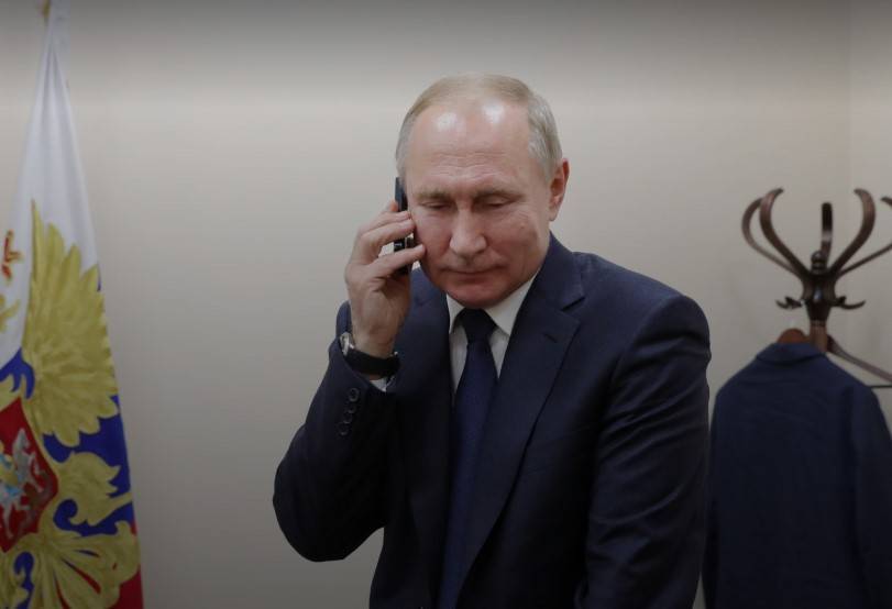 Владимир Путин - Дмитрий Песков - Антон Силуанов - Светлана Лукаш - Путин присоединился к саммиту G20 после разговора с Макроном - vm.ru - Россия - Франция