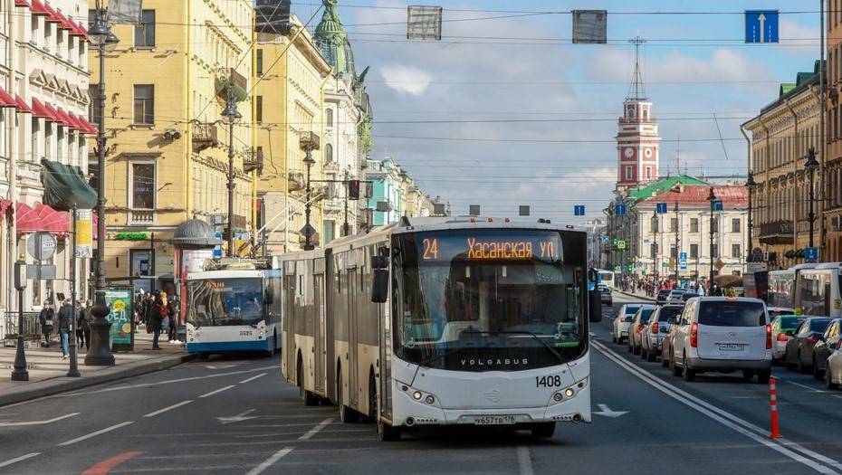 Александр Головин - Смольный закроет 120 автобусных маршрутов из-за угрозы коронавируса - dp.ru - Санкт-Петербург