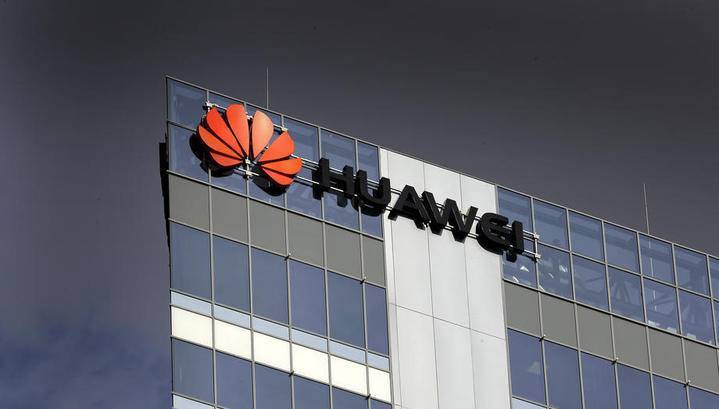 Администрация Трампа готовится отрезать Huawei от импорта чипов - vesti.ru - Китай