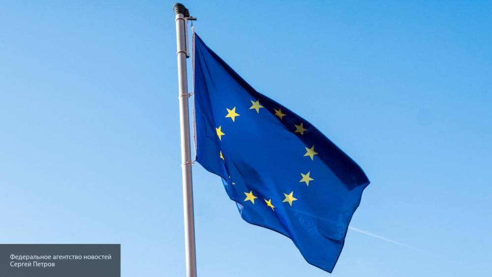Джузеппе Конт - Италия отказалась подписывать итоговый документ саммита ЕС о борьбе с COVID-19 - nation-news.ru - Италия - Евросоюз - Рим