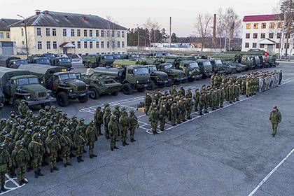 Российская армия проведет спецучения из-за коронавируса - lenta.ru - Россия