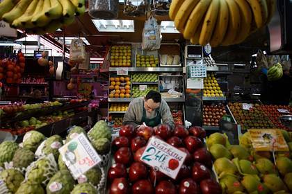 Европе предсказали дефицит овощей и фруктов - lenta.ru - Франция - Италия - Германия - Испания