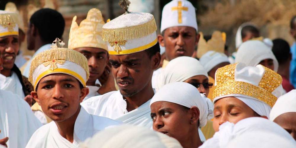 Православная церковь Эфиопии изгоняет коронавирус дымом ладана - detaly.co.il - Эфиопия